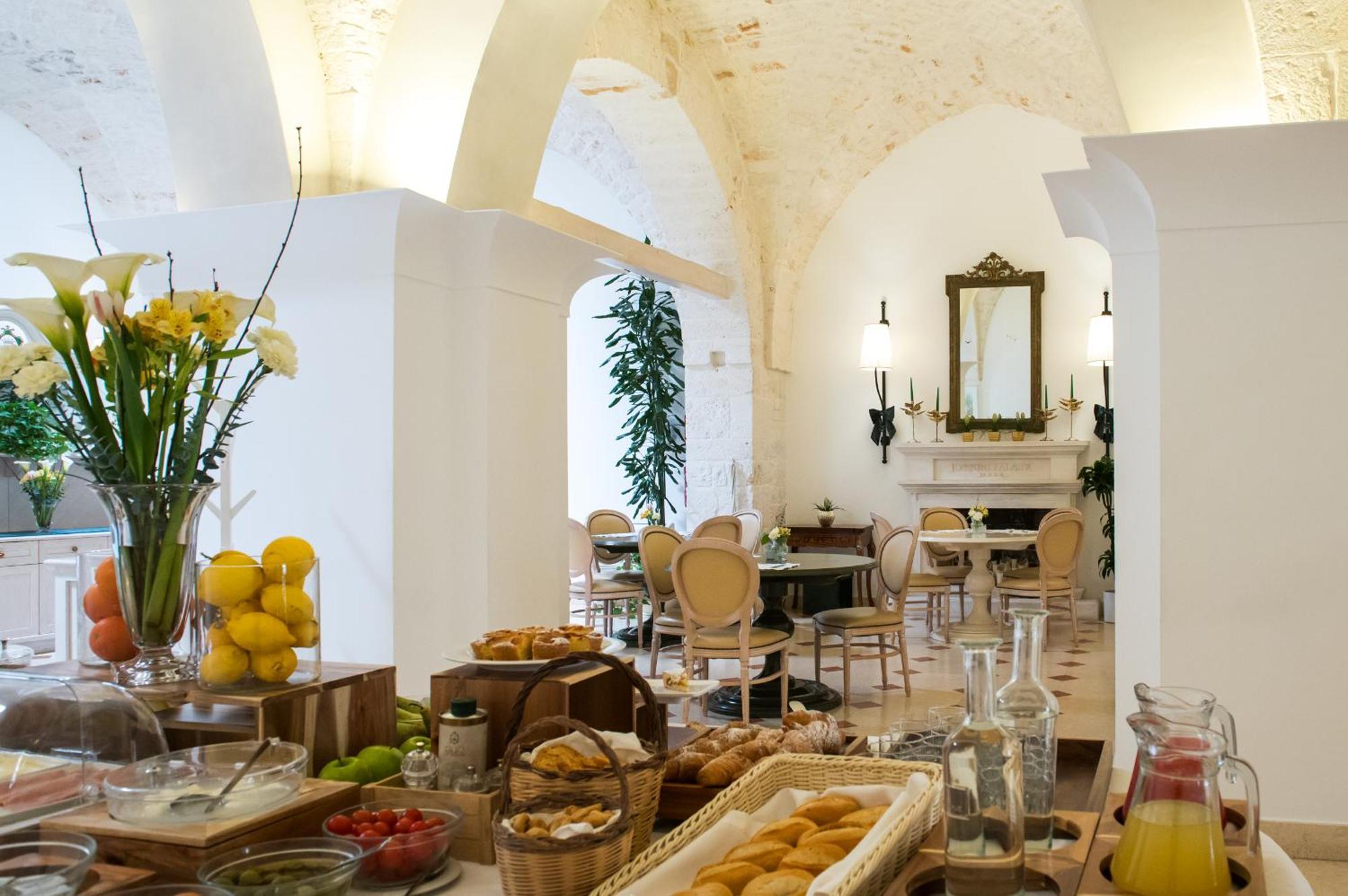 Ostuni Palace - Hotel Bistrot & Spa Exterior photo